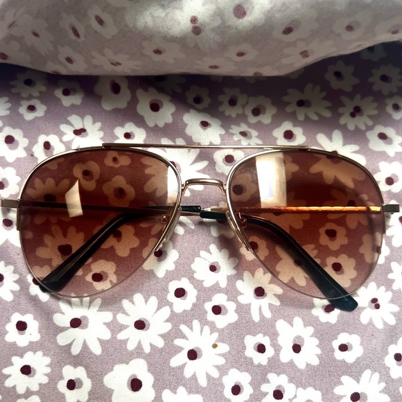 COPY - Sunglasses - Picture 1 of 5
